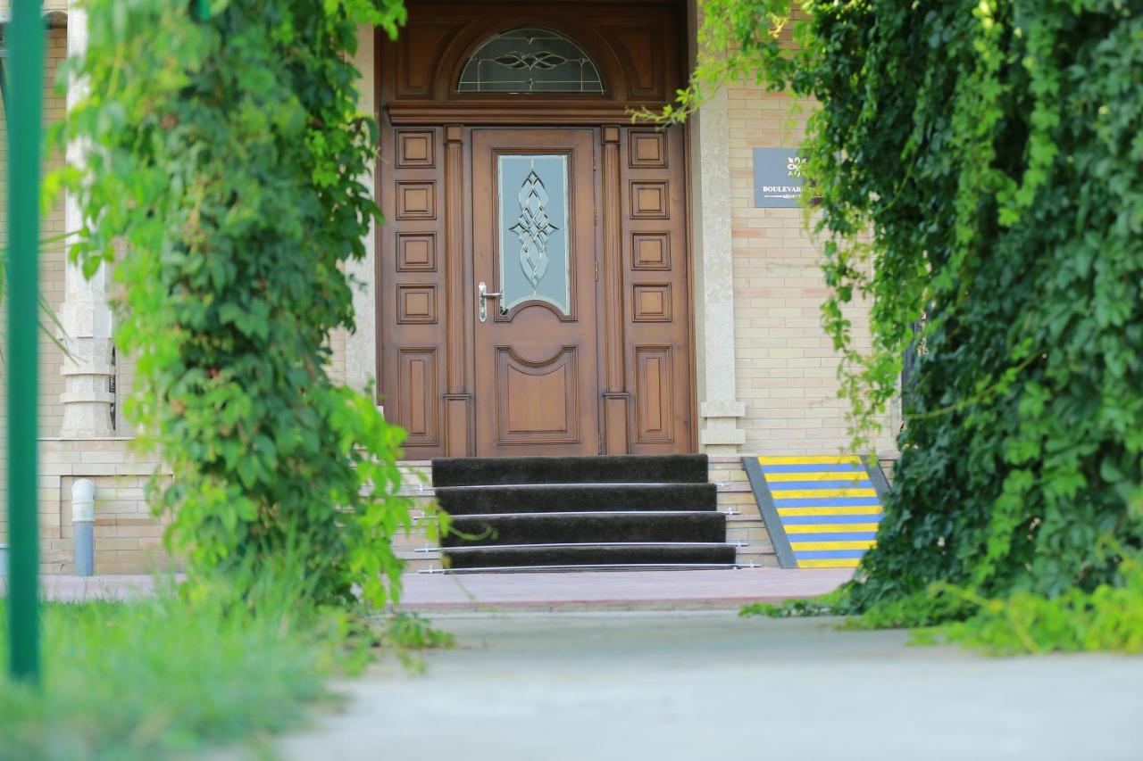 Boulevard Palace Hotel Samarkand Exterior foto