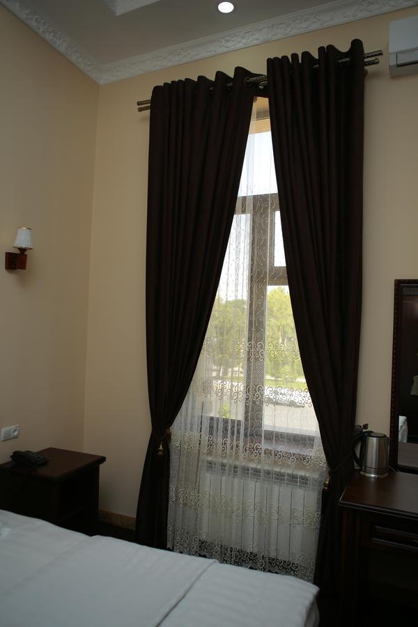 Boulevard Palace Hotel Samarkand Exterior foto